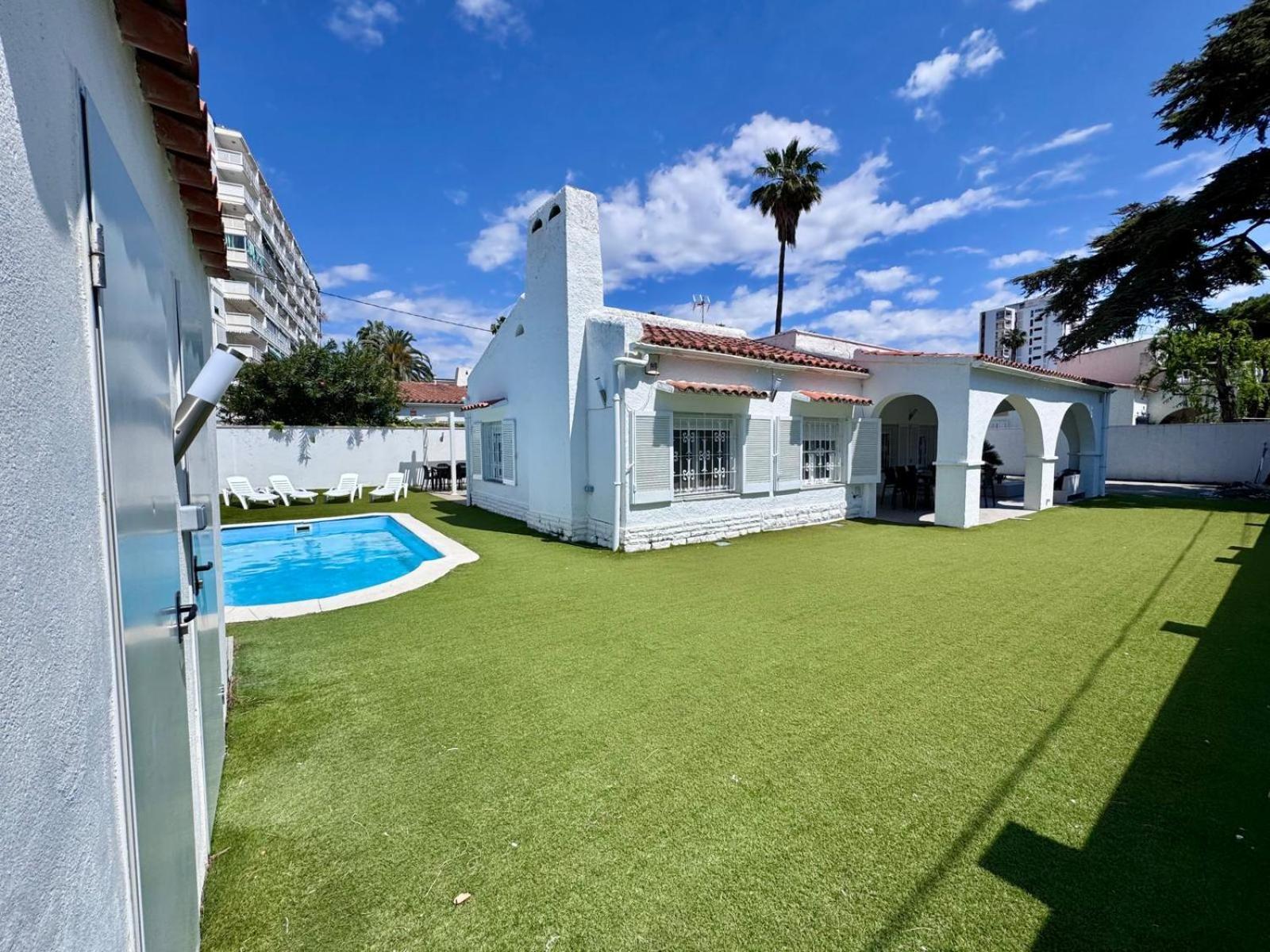 Villa Vila Mar Cambrils Exterior foto