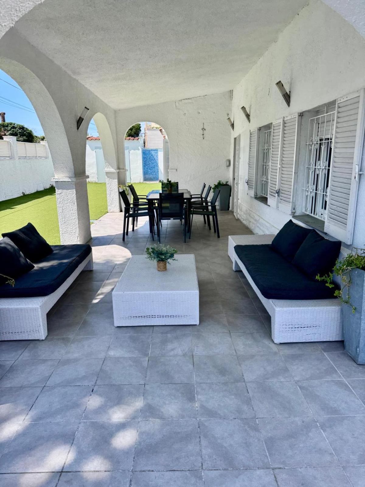 Villa Vila Mar Cambrils Exterior foto